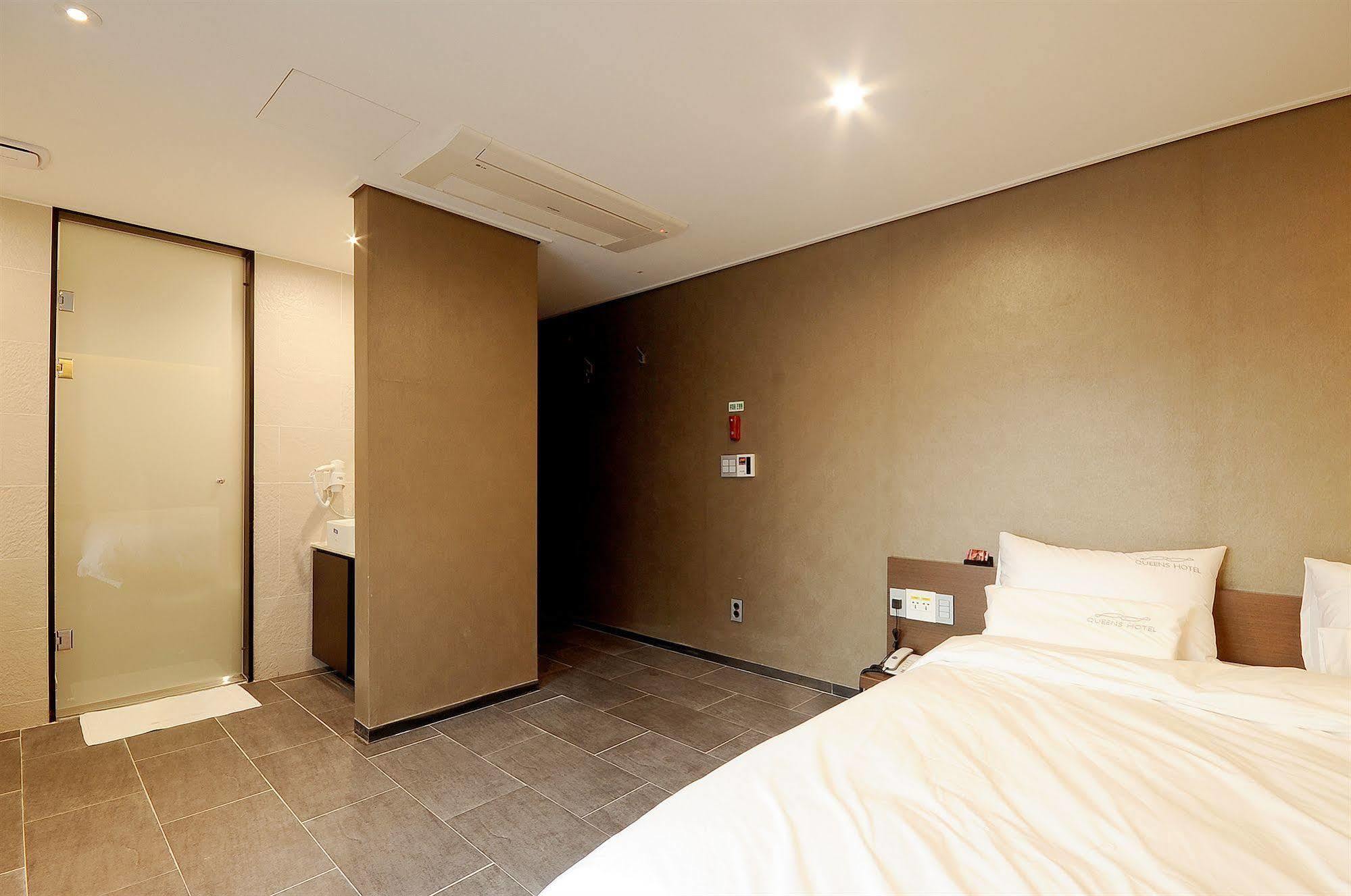 Queens Hotel Seomyeon بوسان المظهر الخارجي الصورة